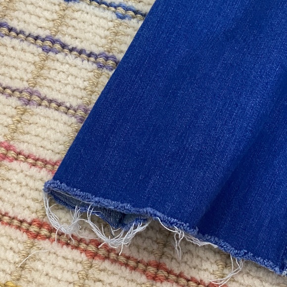 FREE PEOPLE LOW WAISTED FLARE JEANS: size 24 - Picture 3 of 5